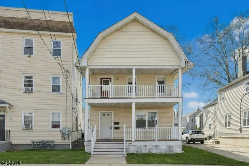 84 W Cherry St, Rahway City, NJ 07065