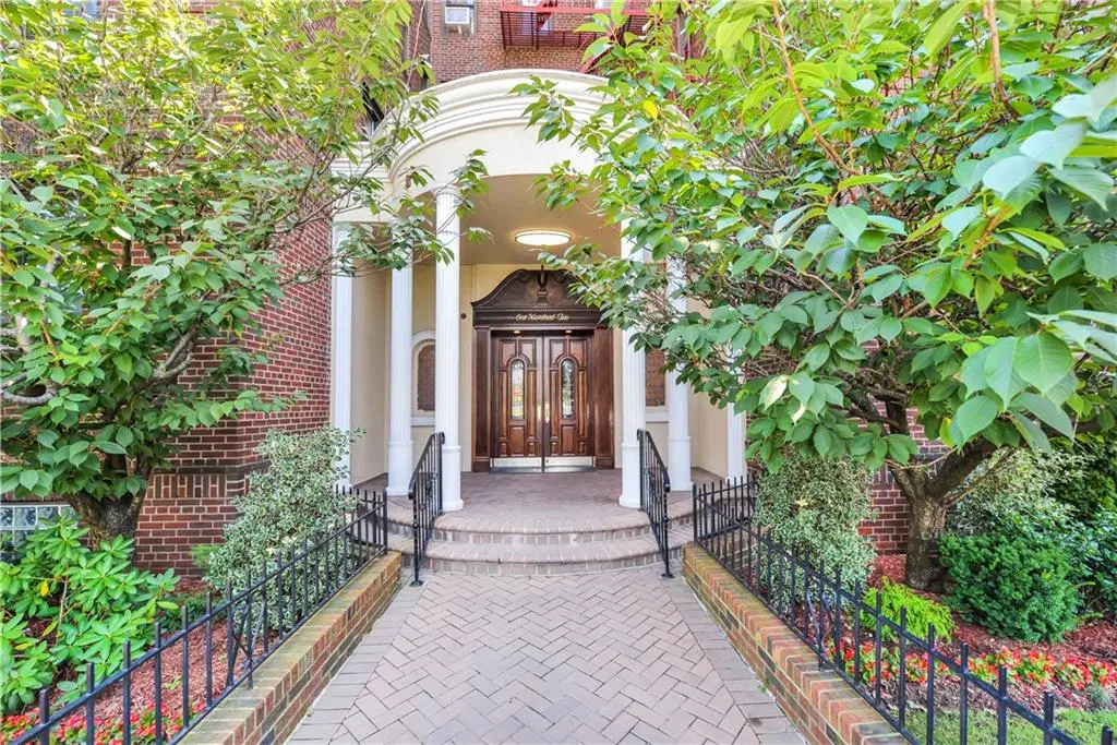 110 Shore BLVD #5A, Brooklyn, NY 11235