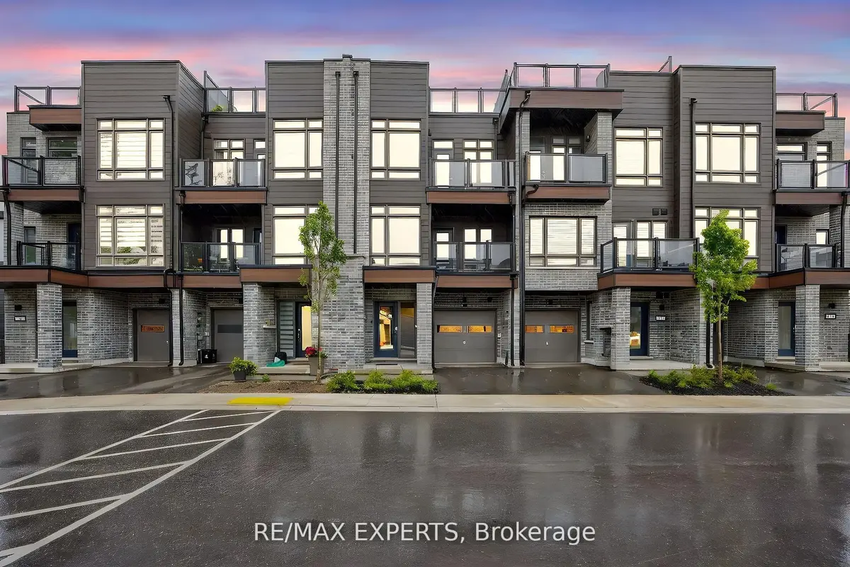 6 Wyn Wood LN, Orillia, ON L3V 8P6