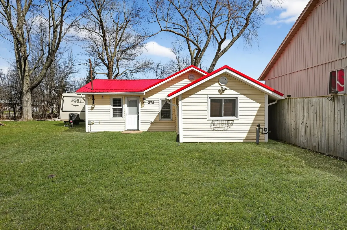 372 Buffalo RD, Fort Erie, ON L2A 5G4