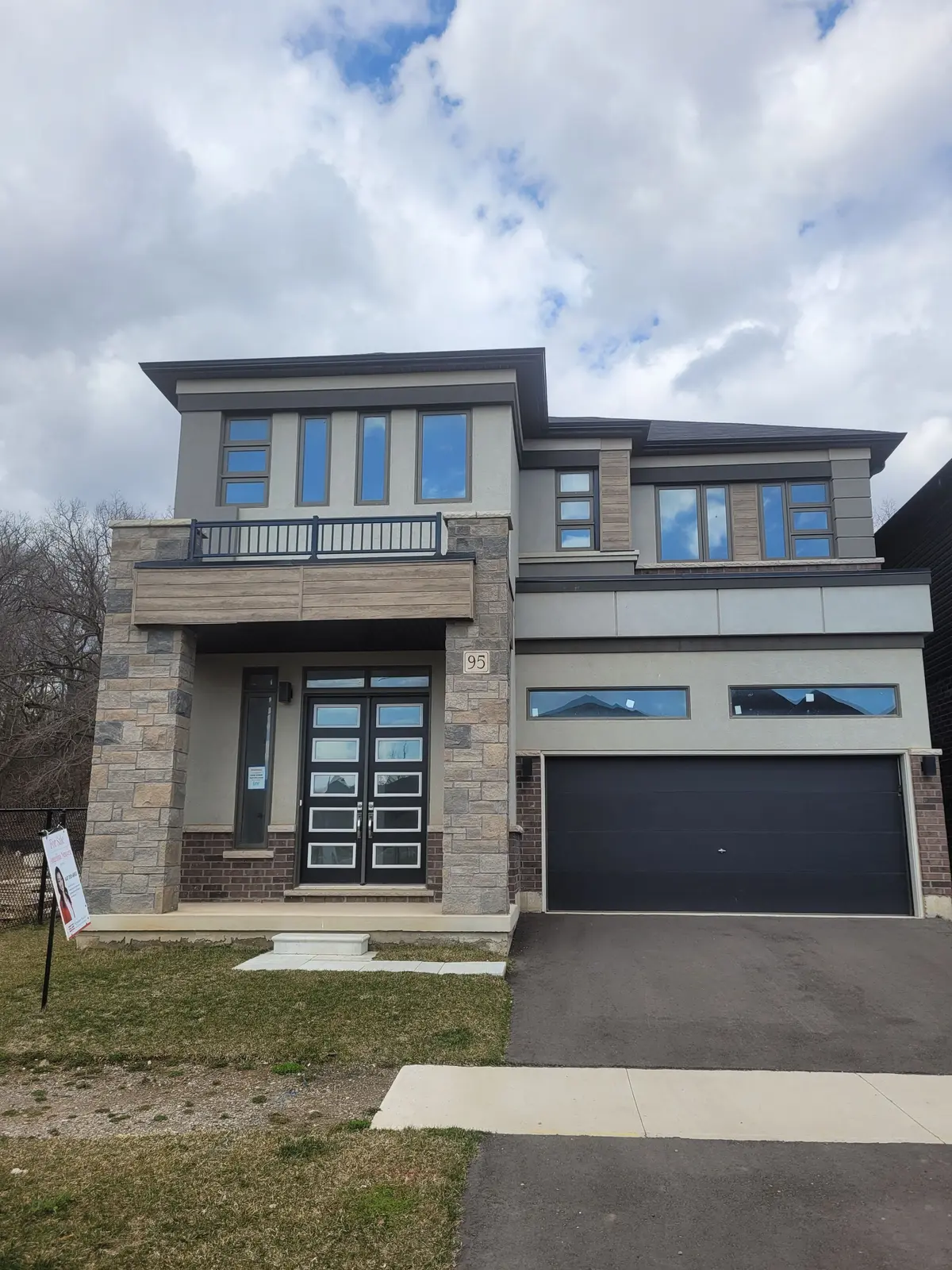 95 Macklin ST, Brant, ON N3V 0B8
