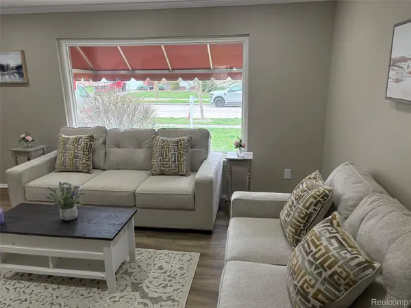 13842 Heritage ST, Riverview, MI 48193