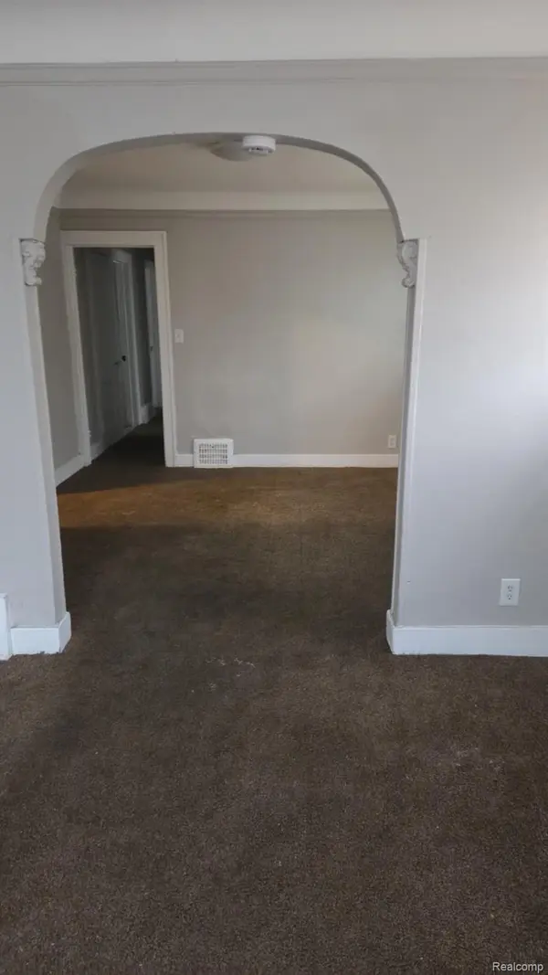 13526 La Salle Boulevard, Detroit, MI 48238