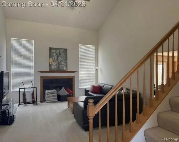 3172 Birchwood CT, Ann Arbor, MI 48105