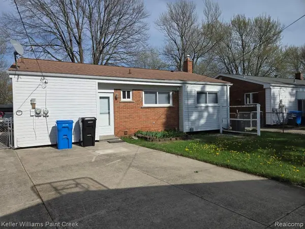 29607 Howard AVE, Madison Heights, MI 48071