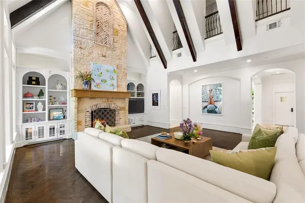 6301 Shady Oaks Drive, Frisco, TX 75034