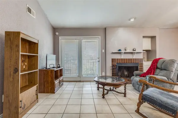 5913 Lake Hubbard Parkway #221, Garland, TX 75043