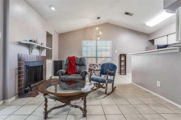 5913 Lake Hubbard Parkway #221, Garland, TX 75043