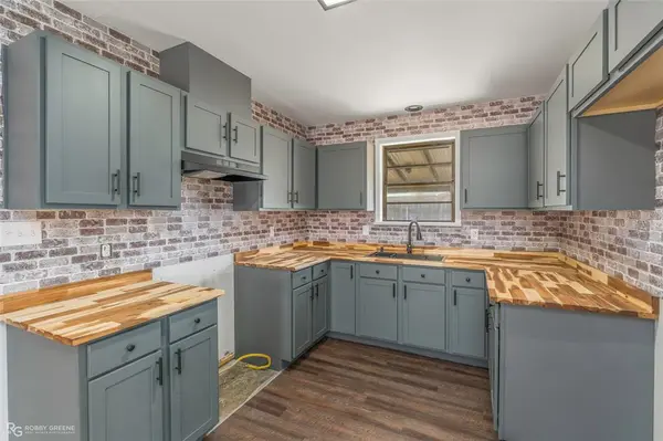 612 S Cypress, Vivian, LA 71082