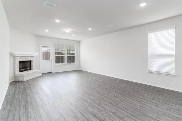 802 Egret Street, Princeton, TX 75407