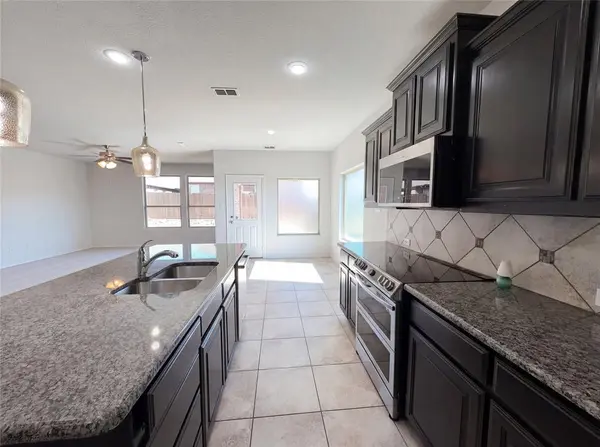 13824 Langston Lake Road, Fort Worth, TX 76262