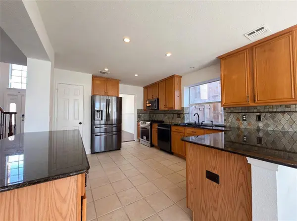 9708 Maryville Lane, Fort Worth, TX 76108