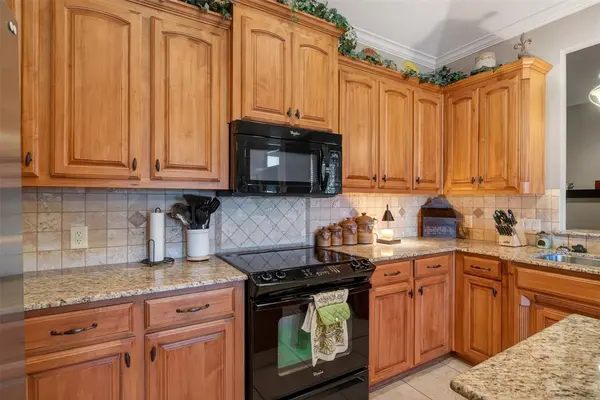 3918 Le Brooke Lane, Benton, LA 71006