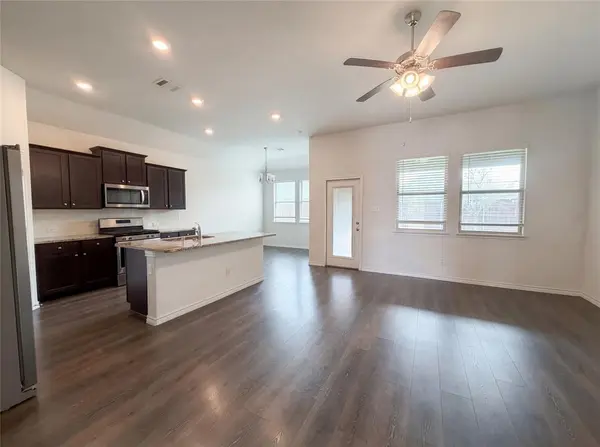 1013 Royal Lane, Celina, TX 75009