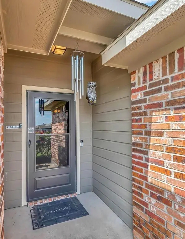 202 Wildcat Drive, Lacy Lakeview, TX 76705