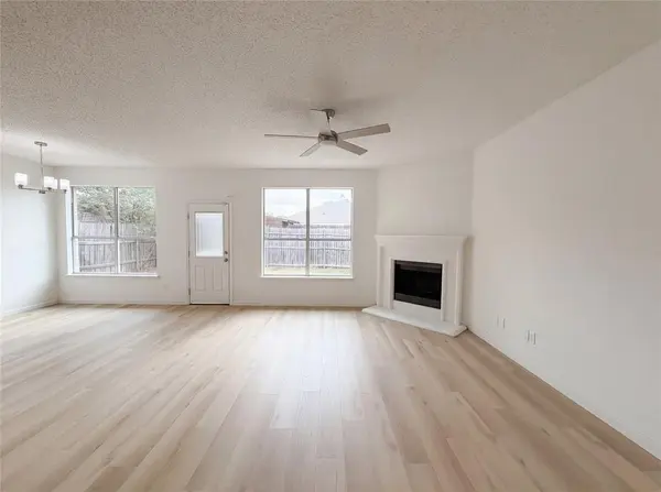 6332 Downeast Drive, Fort Worth, TX 76179