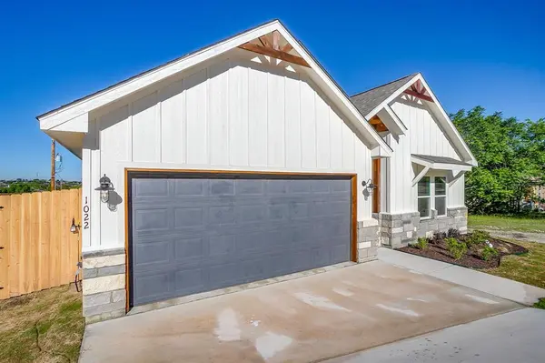 1022 Lake View Ridge, White Settlement, TX 76108