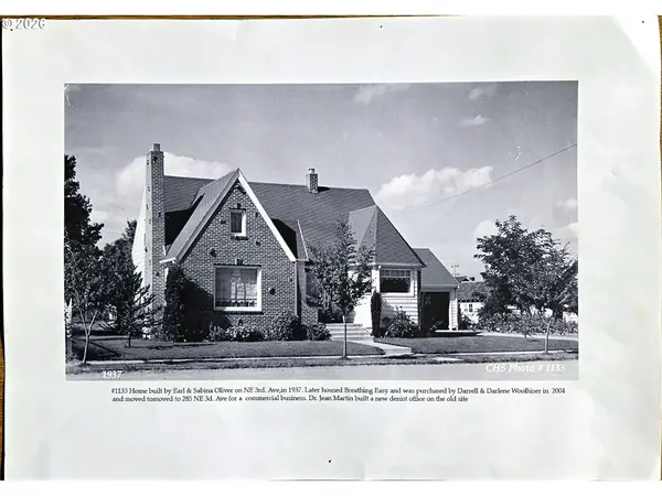 285 NE 3RD AVE, Canby, OR 97013