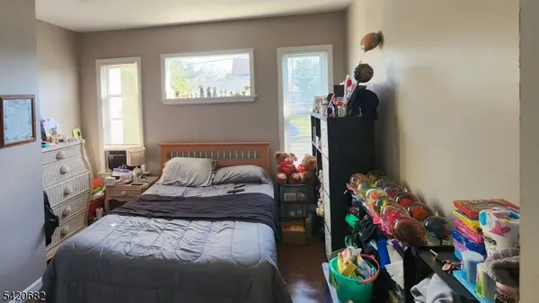 23 Russell Ave, Edison Twp., NJ 08817