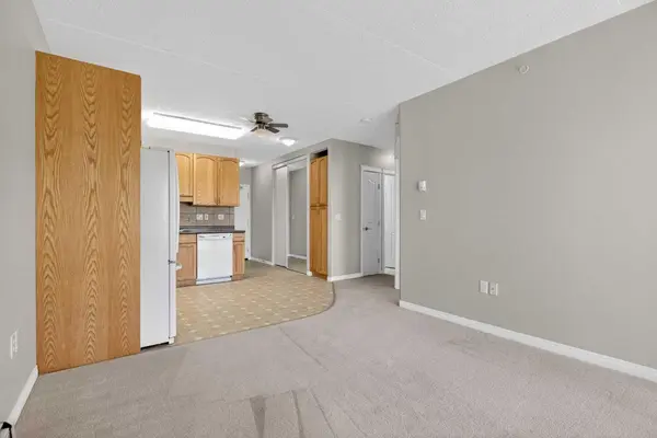 400 1 AVE SE #302, Diamond Valley, AB T0L 0H0