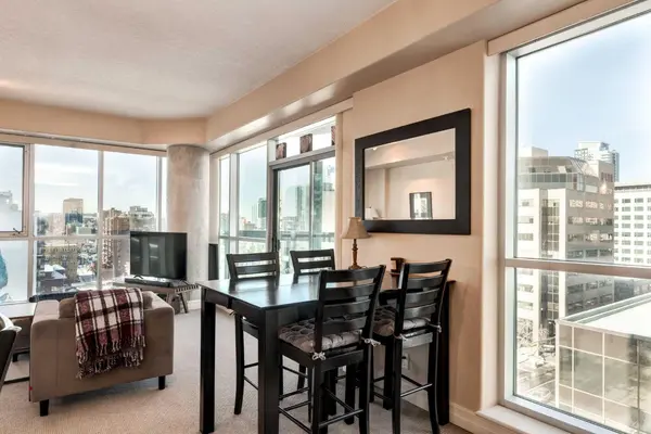 836 15 AVE SW #905, Calgary, AB T2T 1S2