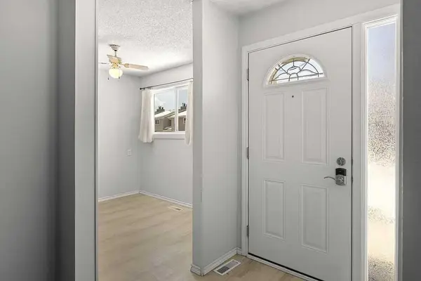 5520 1 AVE SE #56, Calgary, AB T2A 5Z7