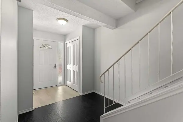 5520 1 AVE SE #56, Calgary, AB T2A 5Z7