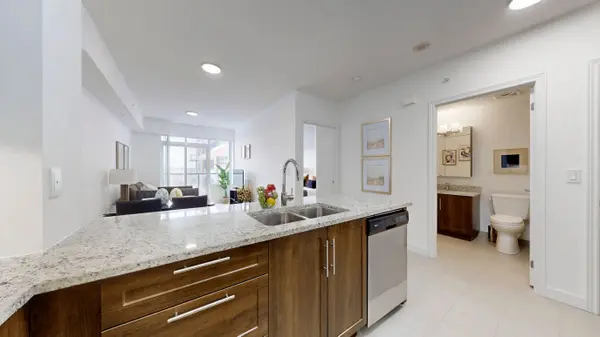 1038 McNicoll AVE #707, Toronto E05, ON M1W 0A4