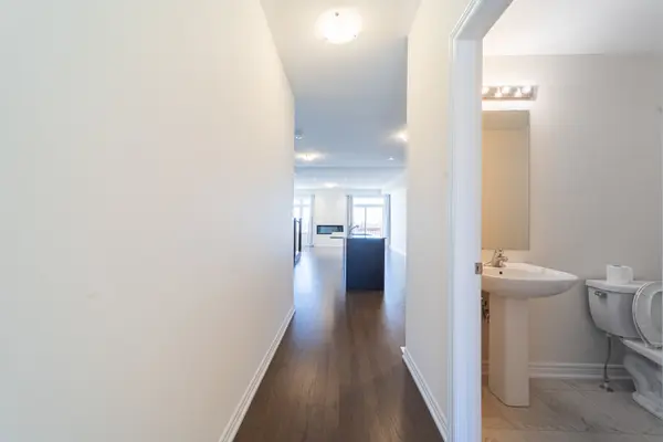 1195 Rexton DR, Oshawa, ON L1H 0H3