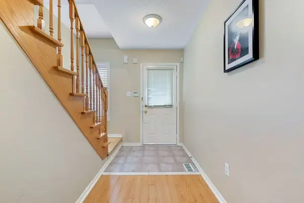 128 Hillwood ST, Markham, ON L6C 0B8