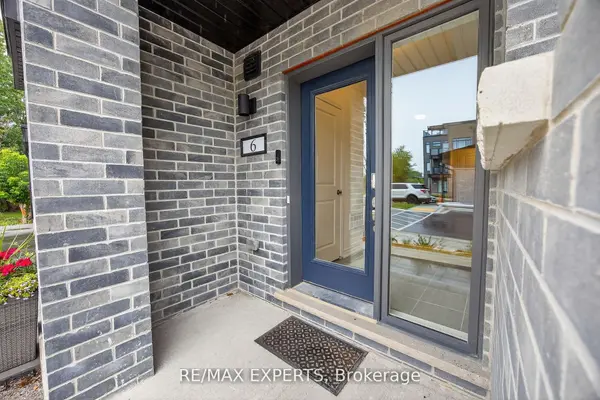 6 Wyn Wood LN, Orillia, ON L3V 8P6