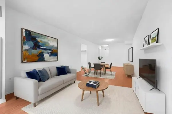 364 The East Mall N/A #221B, Toronto W08, ON M9B 6C5