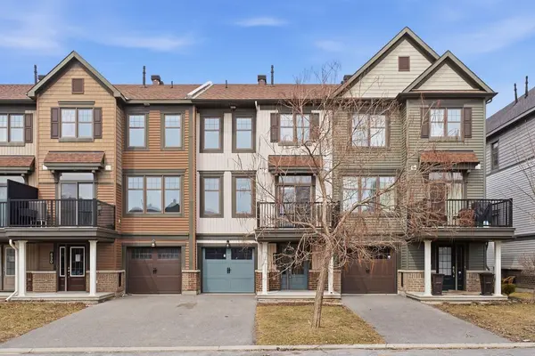 632 Lauraleaf CRES, Barrhaven, ON K2J 6G9