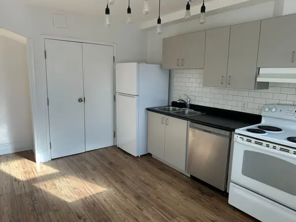 47 East AVE N, Hamilton, ON L8L 5H4