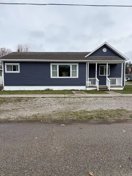 815 E State ST, Baldwin Twp, MI 49830