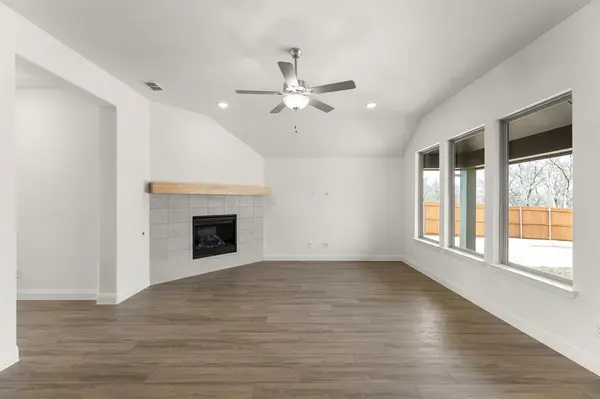 3821 Maize Avenue, Heartland, TX 75114