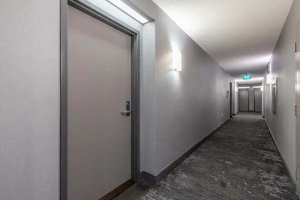 21 Overlea BLVD #1801, Toronto C11, ON M4H 1P2