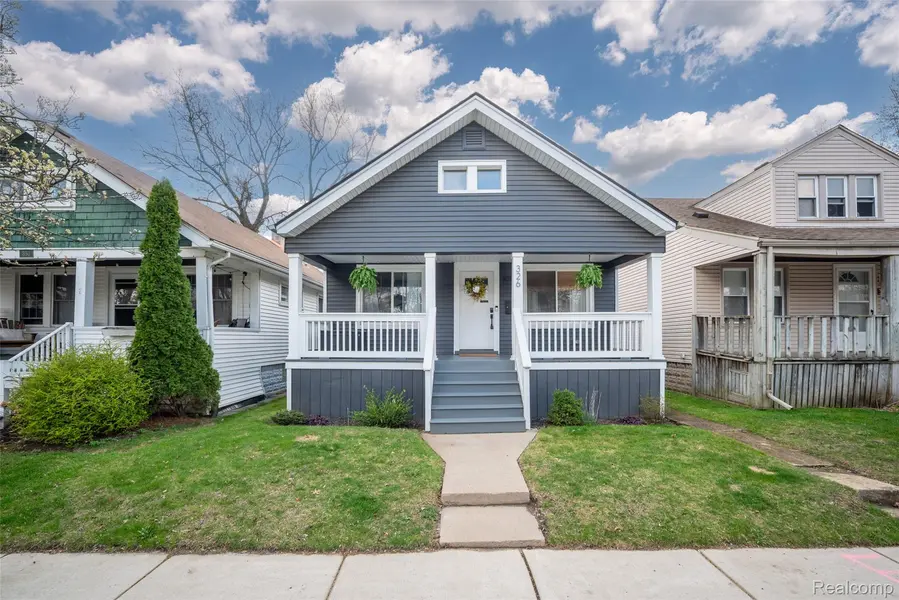 326 E Cambourne ST, Ferndale, MI 48220