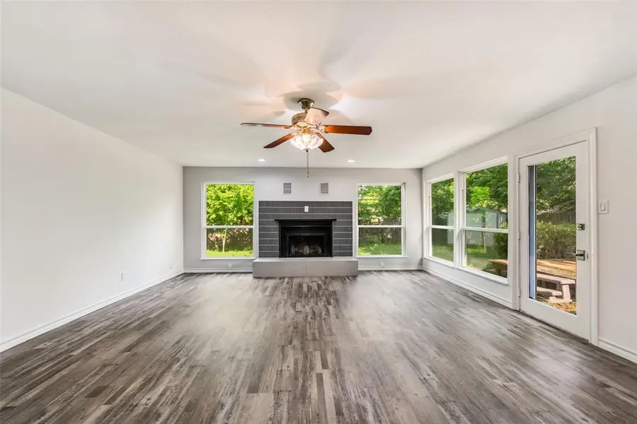 2513 Janice Lane, Fort Worth, TX 76112