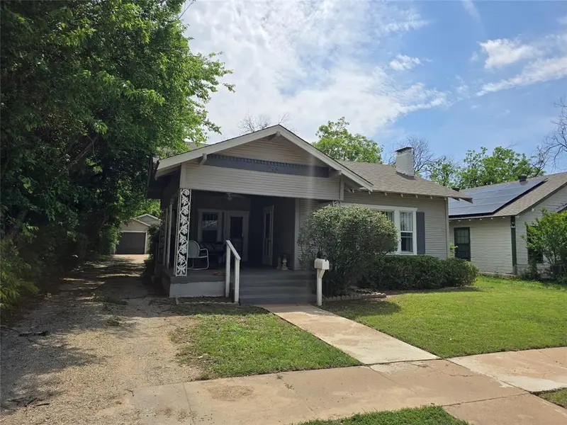 2235 S 6th Street, Abilene, TX 79605