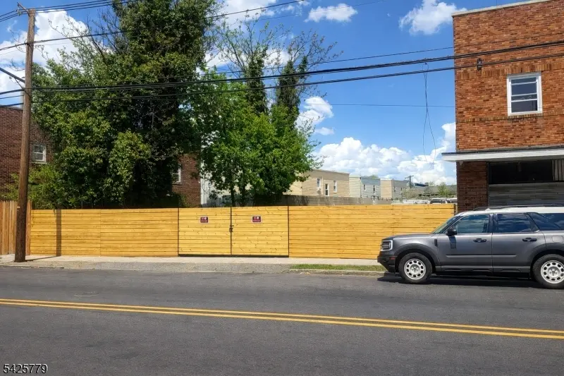 928 18Th Ave, Newark City, NJ 07106