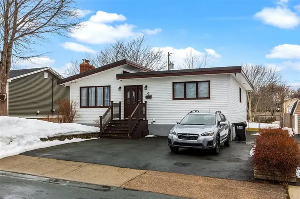 9 St. Laurent Street, St. John's, NL A1A 2V3