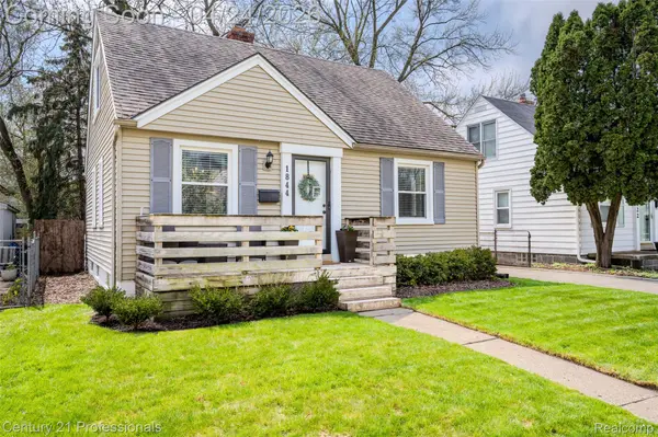 1844 Haynes ST, Birmingham, MI 48009