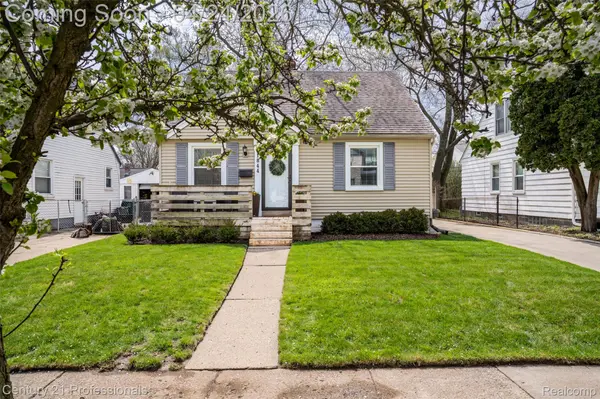 1844 Haynes ST, Birmingham, MI 48009