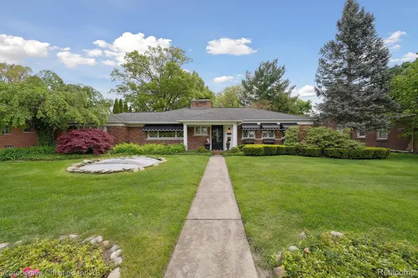 511 S GULLEY RD, Dearborn, MI 48124