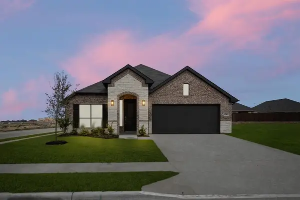 4541 Lyre Leaf Drive, Fort Worth, TX 76036