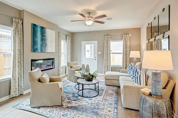 4324 Valley Brook Drive, Fort Worth, TX 76036