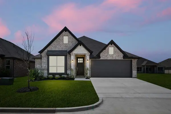 1125 Avery Road, Granbury, TX 76049