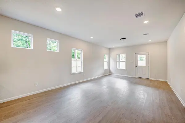 1233 Anderson Drive, Trenton, TX 75490