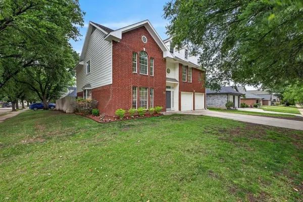 5512 Turtle River Court, Fort Worth, TX 76137